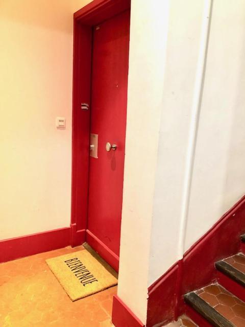 Pied-A-Terre Cosy Pour Escale Marseillaise Apartment Marseille Luaran gambar